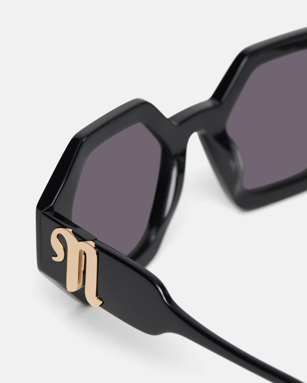 Nanushka Carlen - Bio-Plastic Sunglasses - Black