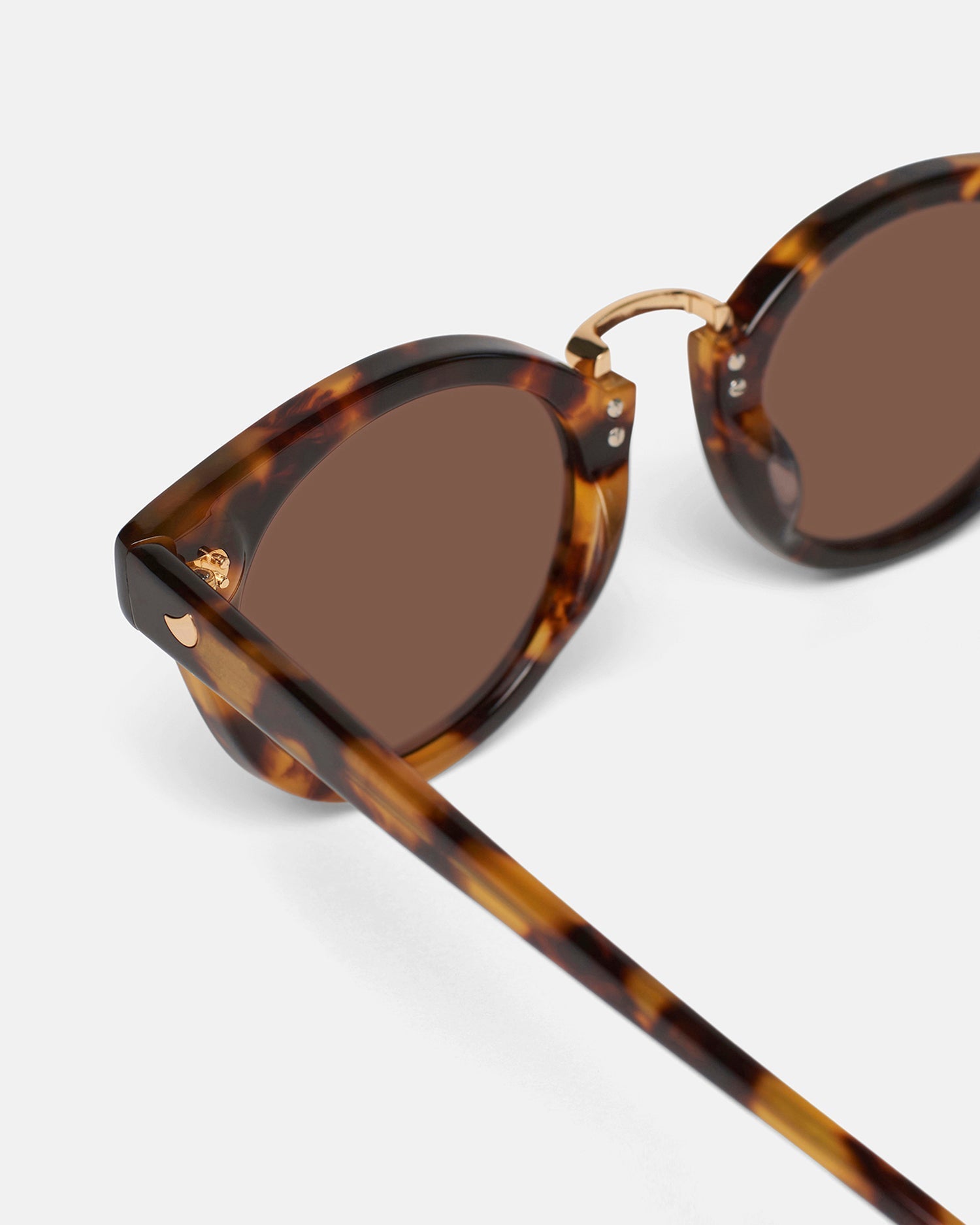Nanushka Duy - Bio-Plastic Round-Frame Sunglasses - Dark Amber