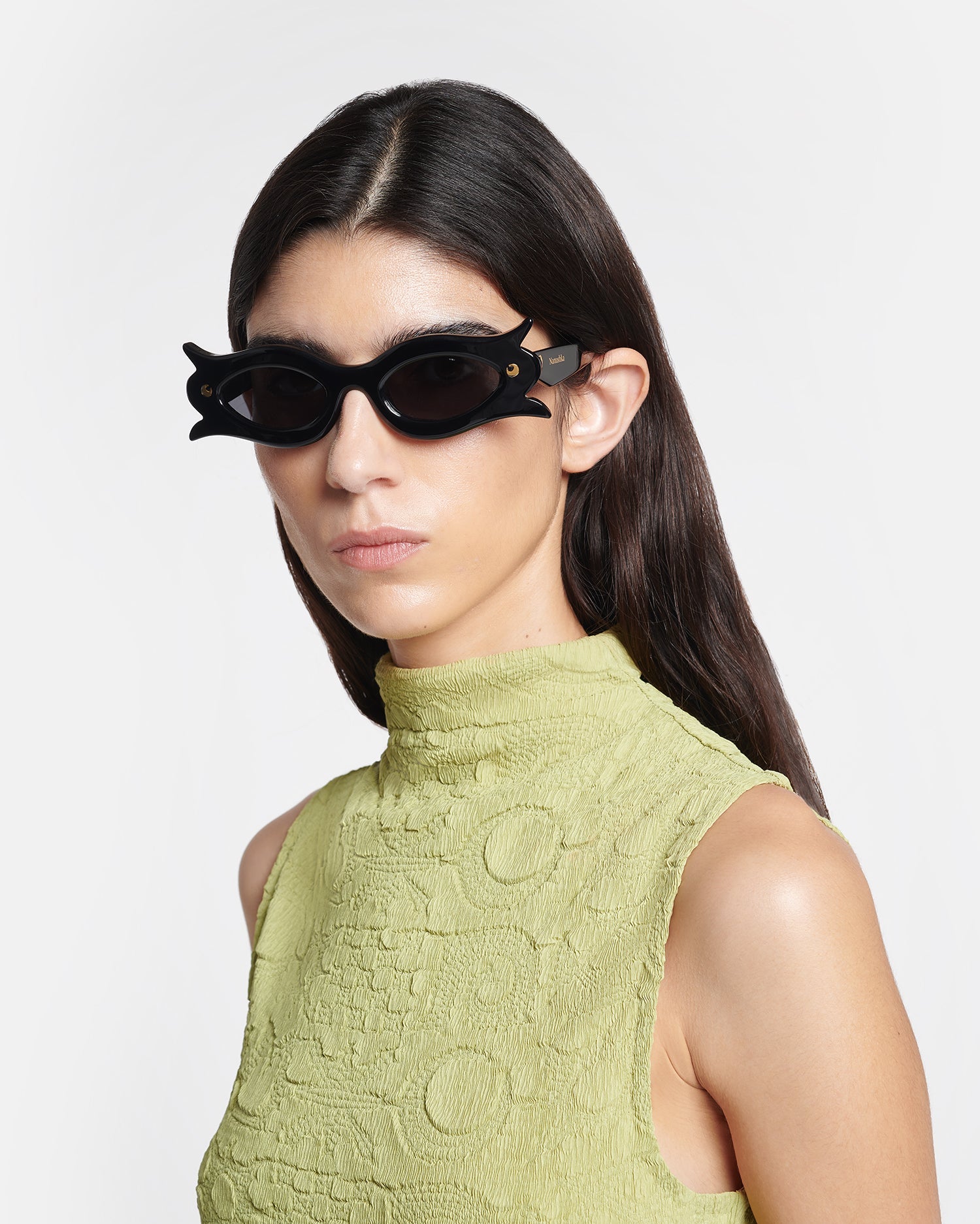 Nanushka Tully - Bio-Plastic Floral-Shaped Sunglasses - Black