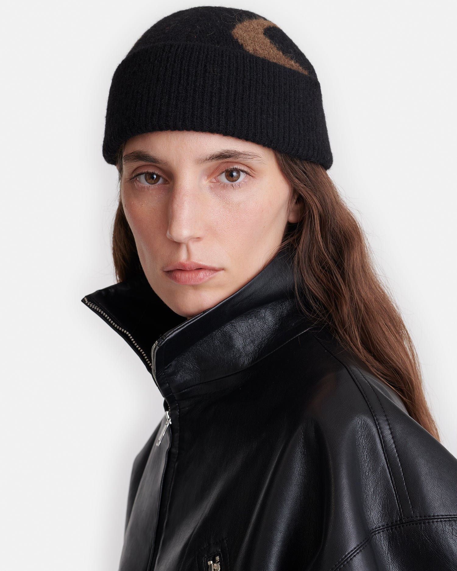 Nanushka Madis - Compact Brushed Alpaca Beanie - Black/Brown