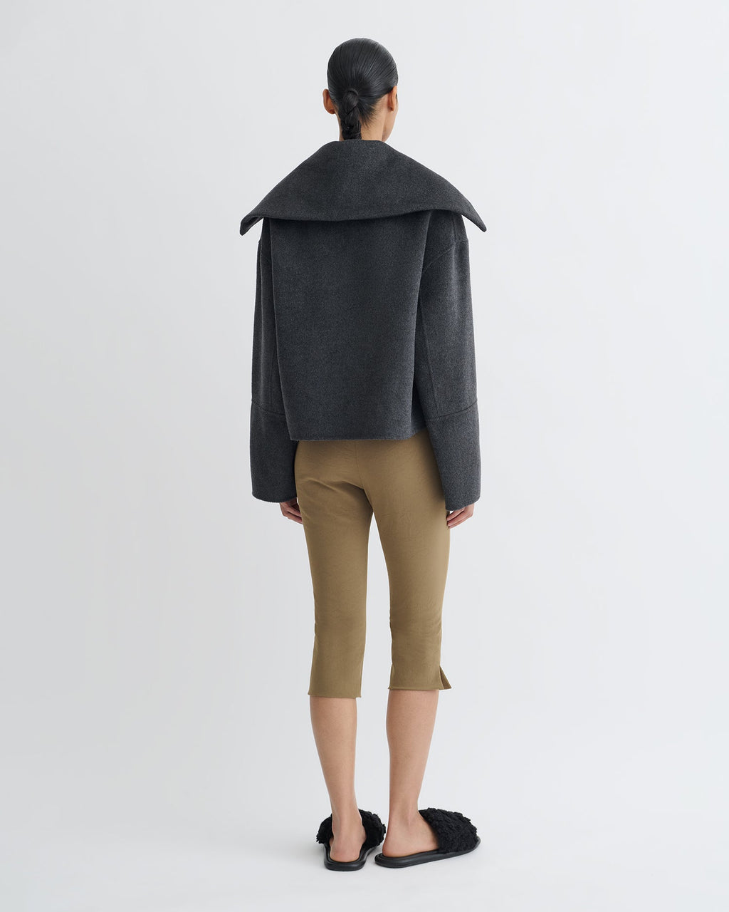 Nanushka Saoirse - Paper Jersey Capri Pants - Brown