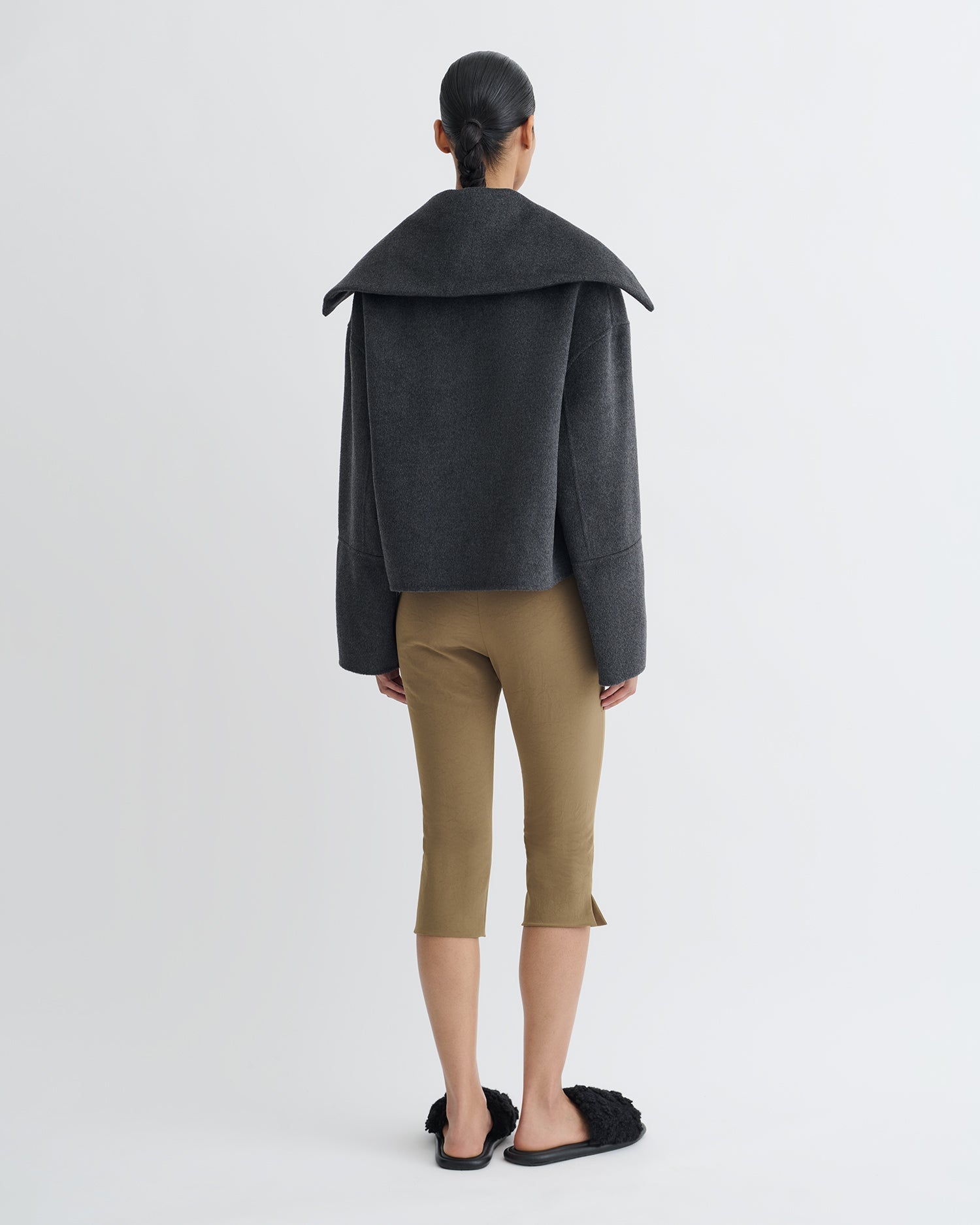 Nanushka Saoirse - Paper Jersey Capri Pants - Brown