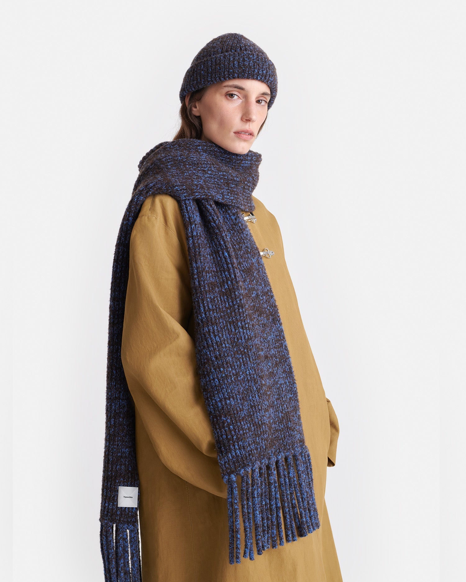 Nanushka Ives - Compact Boucle Scarf - Blue/Brown